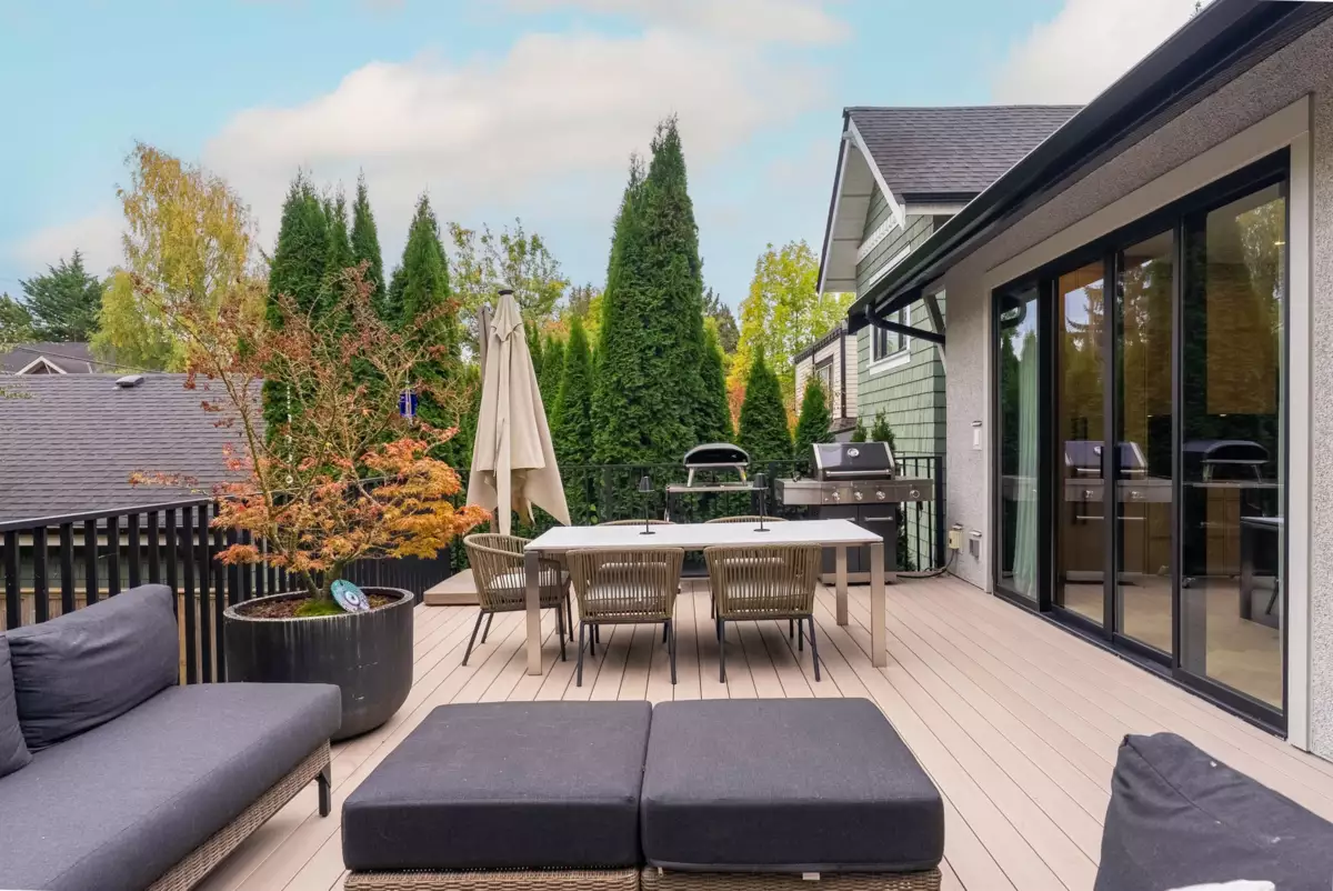 Outdoor Kitchen Photo of 5938 Elm Street, Vancouver, BC