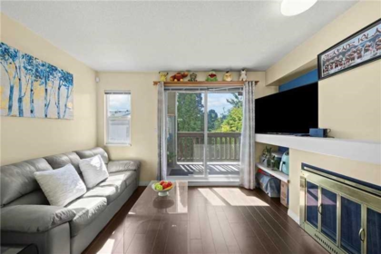 3 7111 Lynnwood Drive, Richmond, BC, Richmond — Townhouse for sale