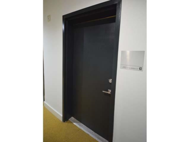 Hallway Photo of 283 Columbia Street, Vancouver, BC