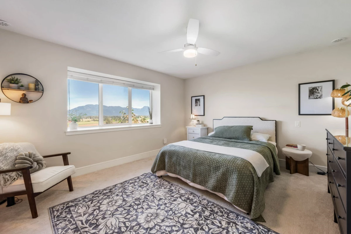 Entry Foyer Photo of 10 50634 Ledgestone Place, Chilliwack, BC