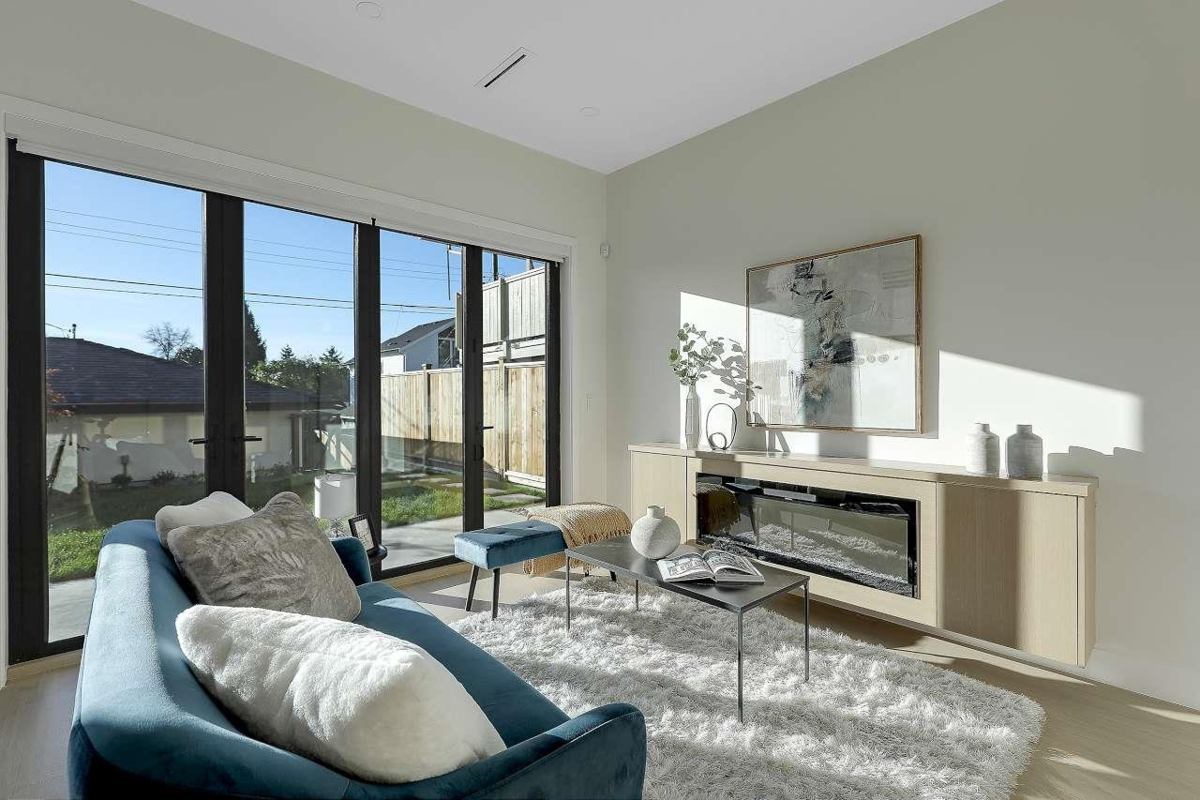 Guest Bathroom Photo of 2 3558 Turner Street, Vancouver, BC