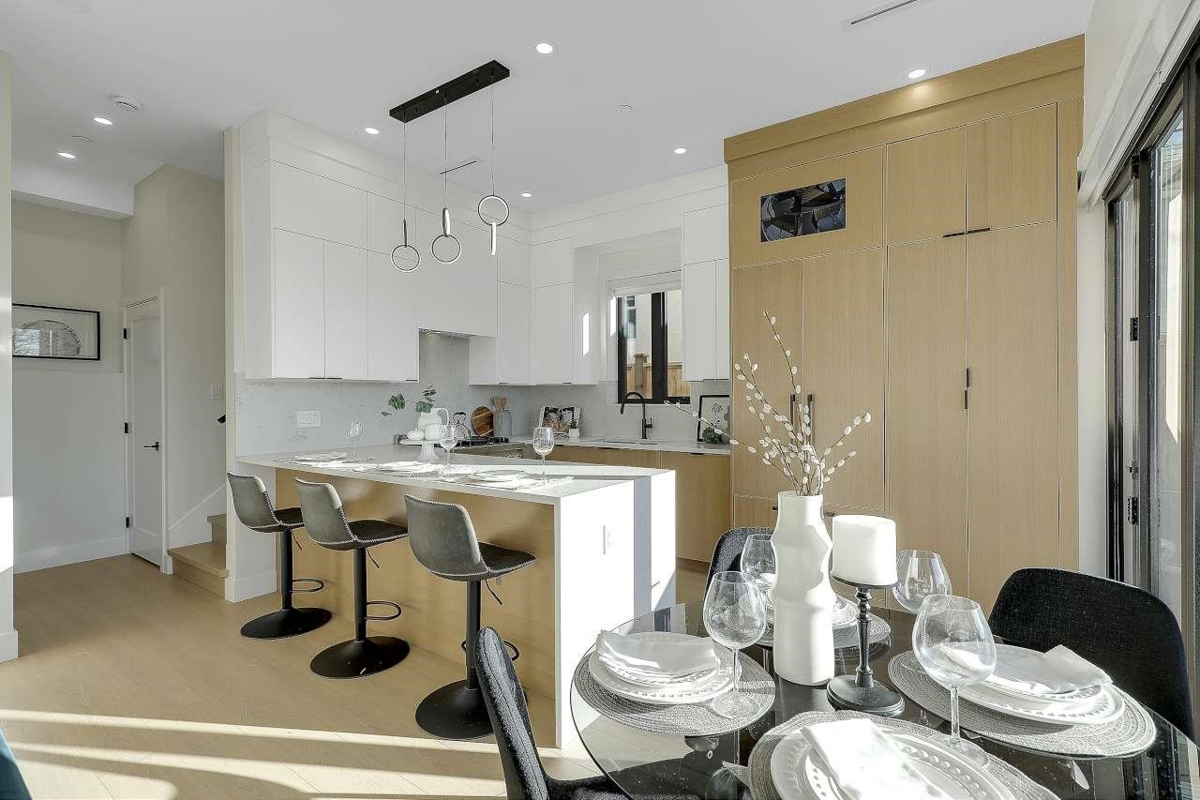 Loft / Bonus Room Photo of 2 3558 Turner Street, Vancouver, BC