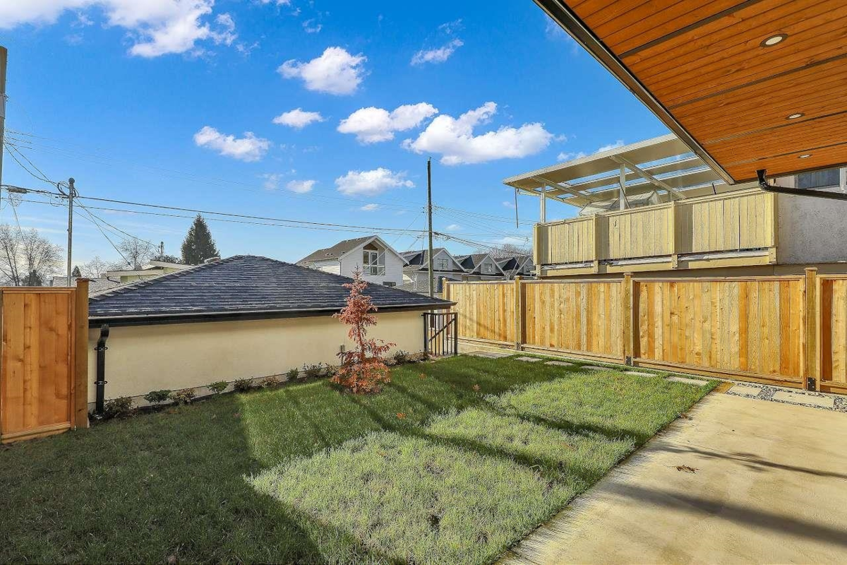 Outdoor Patio Photo of 2 3558 Turner Street, Vancouver, BC