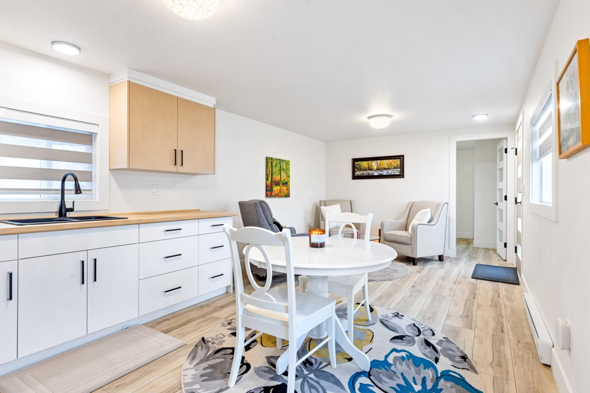 Primary Bathroom Photo of 7 8953 Shook Road, Mission, BC