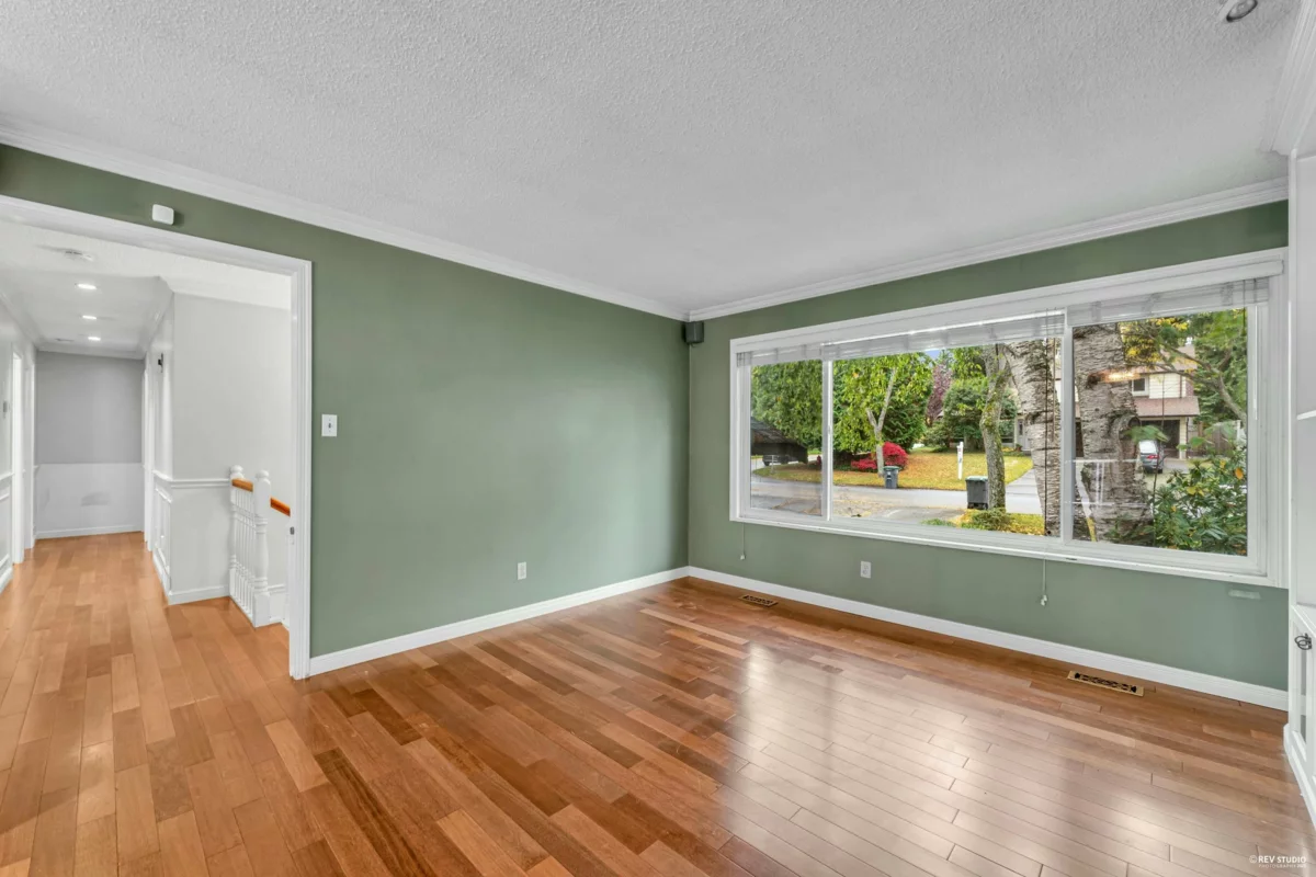 Dining Area Photo of 2214 153a Street, Surrey, BC