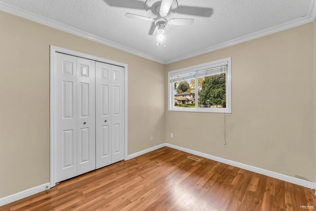 Guest Bathroom Photo of 2214 153a Street, Surrey, BC