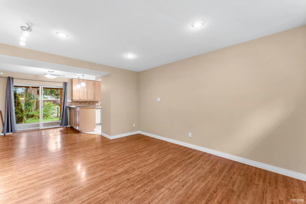 Mudroom Photo of 2214 153a Street, Surrey, BC