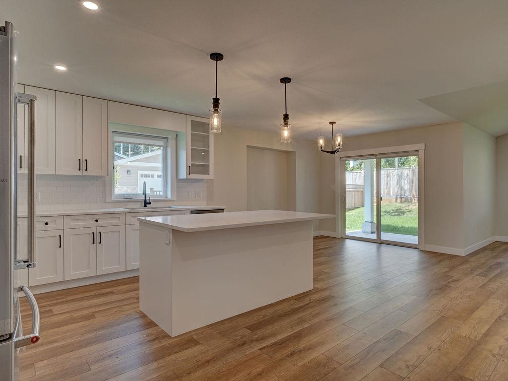 Family Room Photo of 1100 Celia Crescent, Gibsons, BC