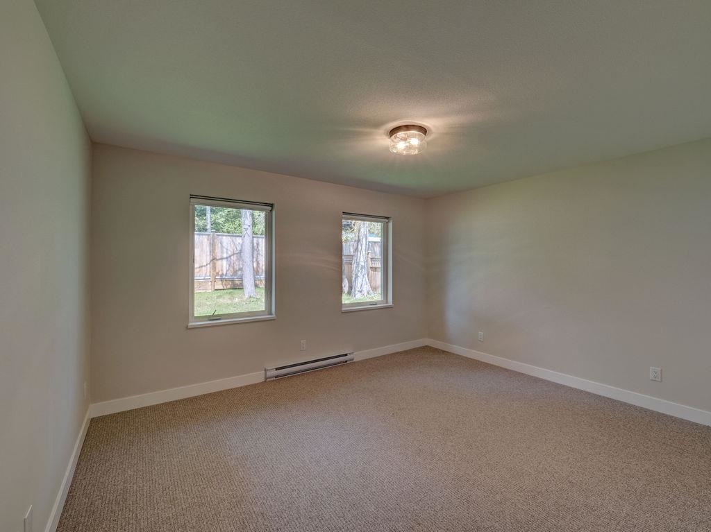 Office / Den Photo of 1100 Celia Crescent, Gibsons, BC