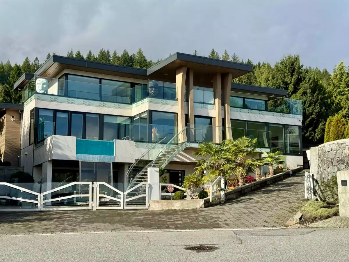 Aerial View of 1035 Greenwood Place, West Vancouver, BC