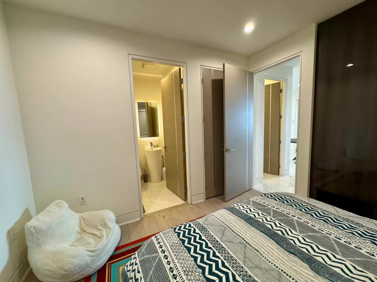 Fitness Center Photo Near 1035 Greenwood Place, West Vancouver, BC