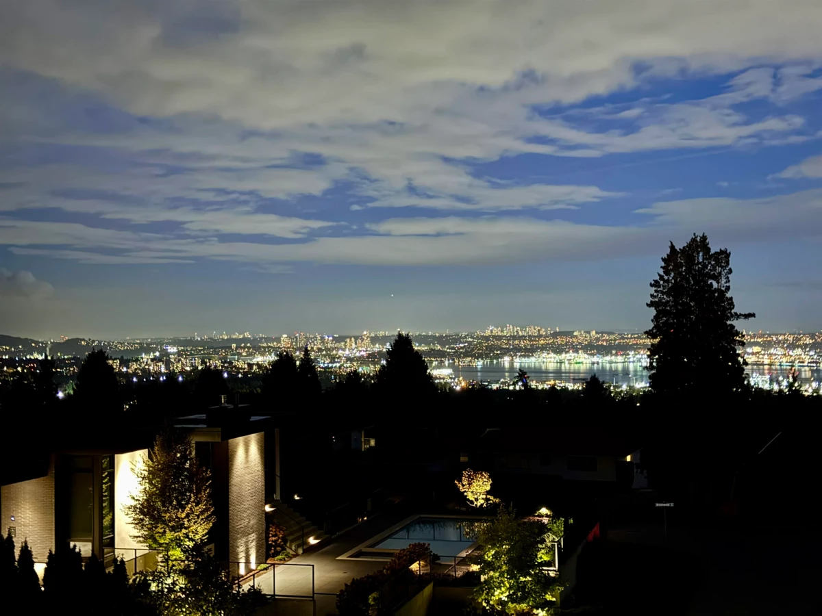 Living Room Photo of 1035 Greenwood Place, West Vancouver, BC