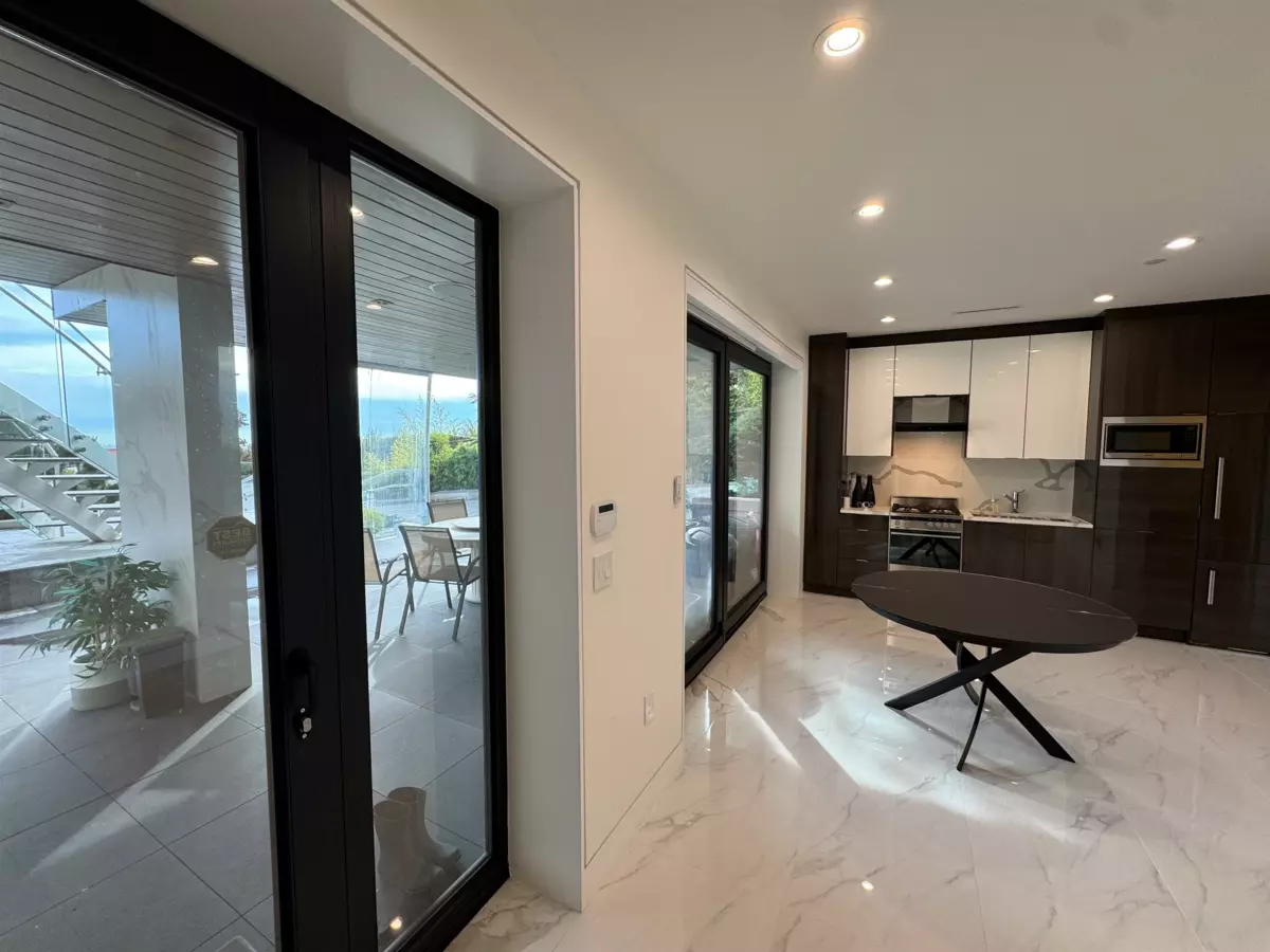 Neighborhood Park Photo Near 1035 Greenwood Place, West Vancouver, BC