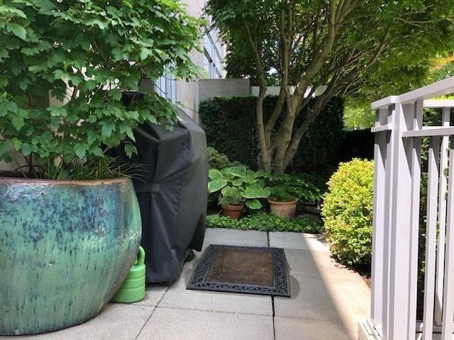 Hallway Photo of 410 Beach Crescent, Vancouver, BC