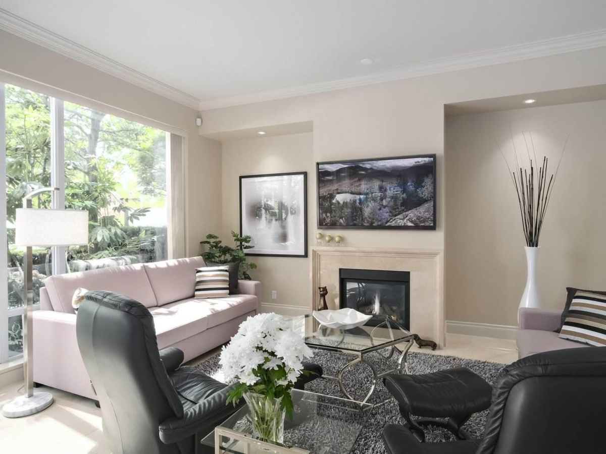 Living Room Photo of 410 Beach Crescent, Vancouver, BC