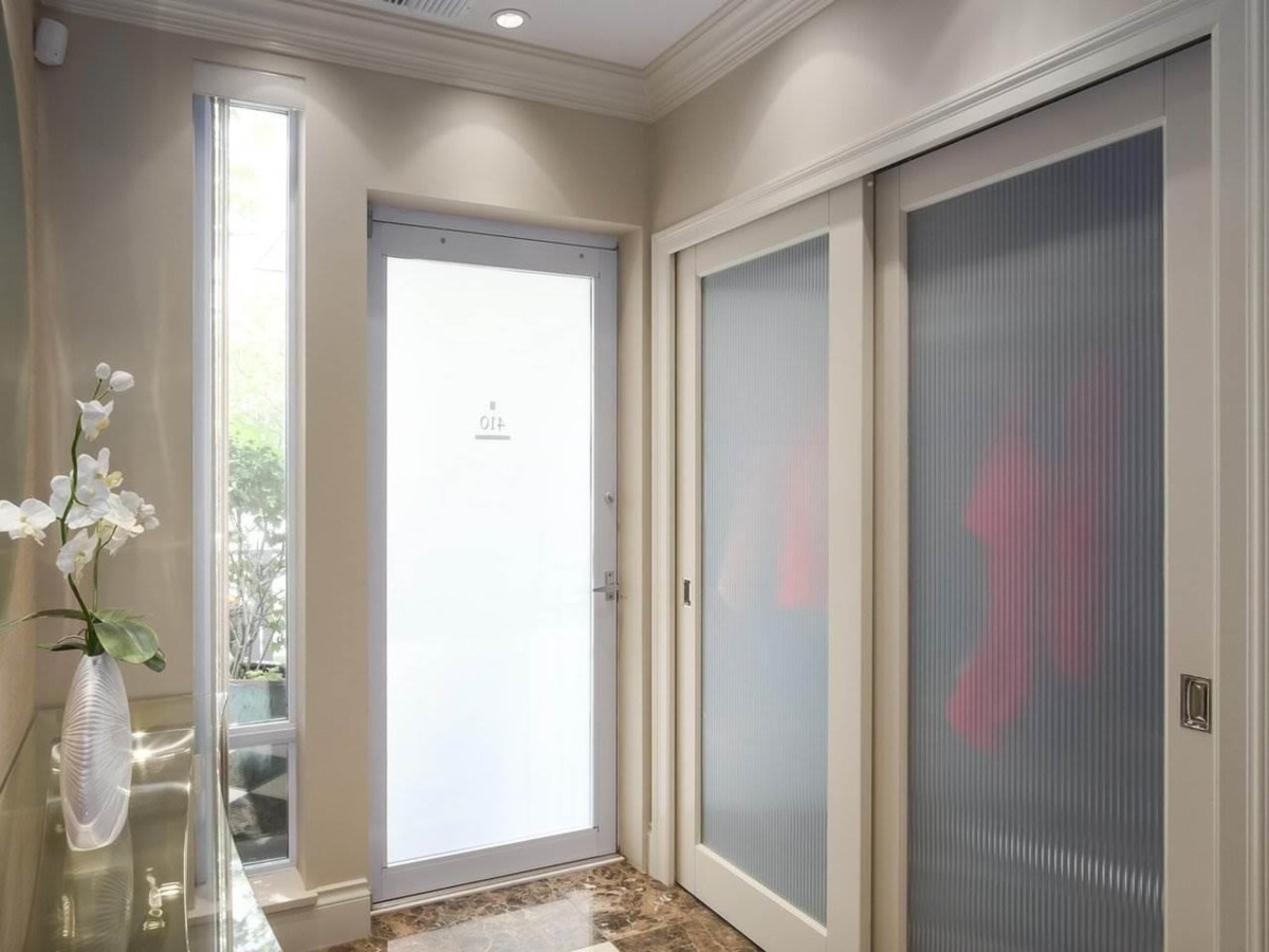 Walk-In Closet Photo of 410 Beach Crescent, Vancouver, BC