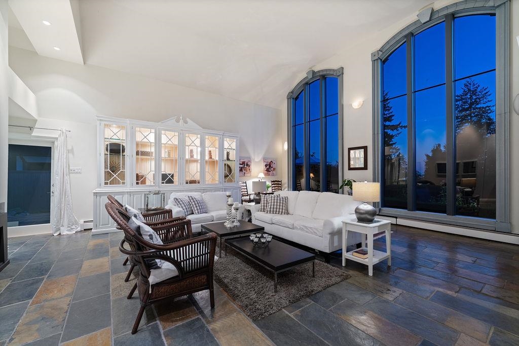 Kitchen Photo of 284 Sandringham Crescent, North Vancouver, BC