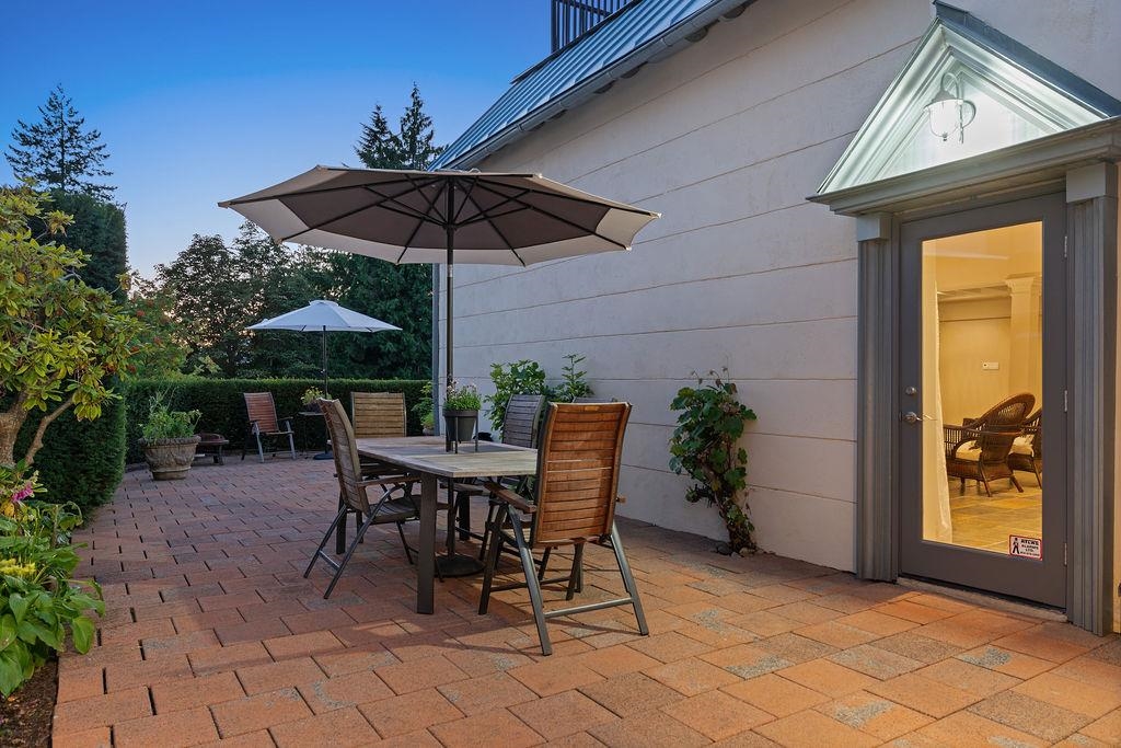 Neighborhood Park Photo Near 284 Sandringham Crescent, North Vancouver, BC