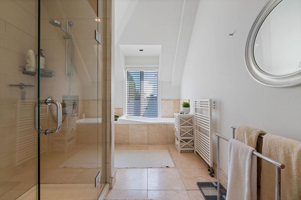 Staircase Photo of 284 Sandringham Crescent, North Vancouver, BC