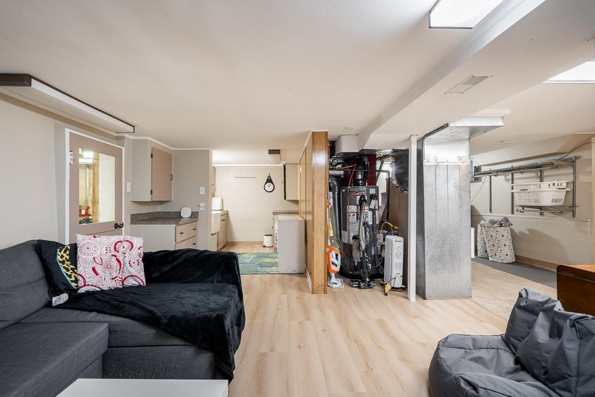 Bedroom 3 Photo of 430 Garrett Street, New Westminster, BC