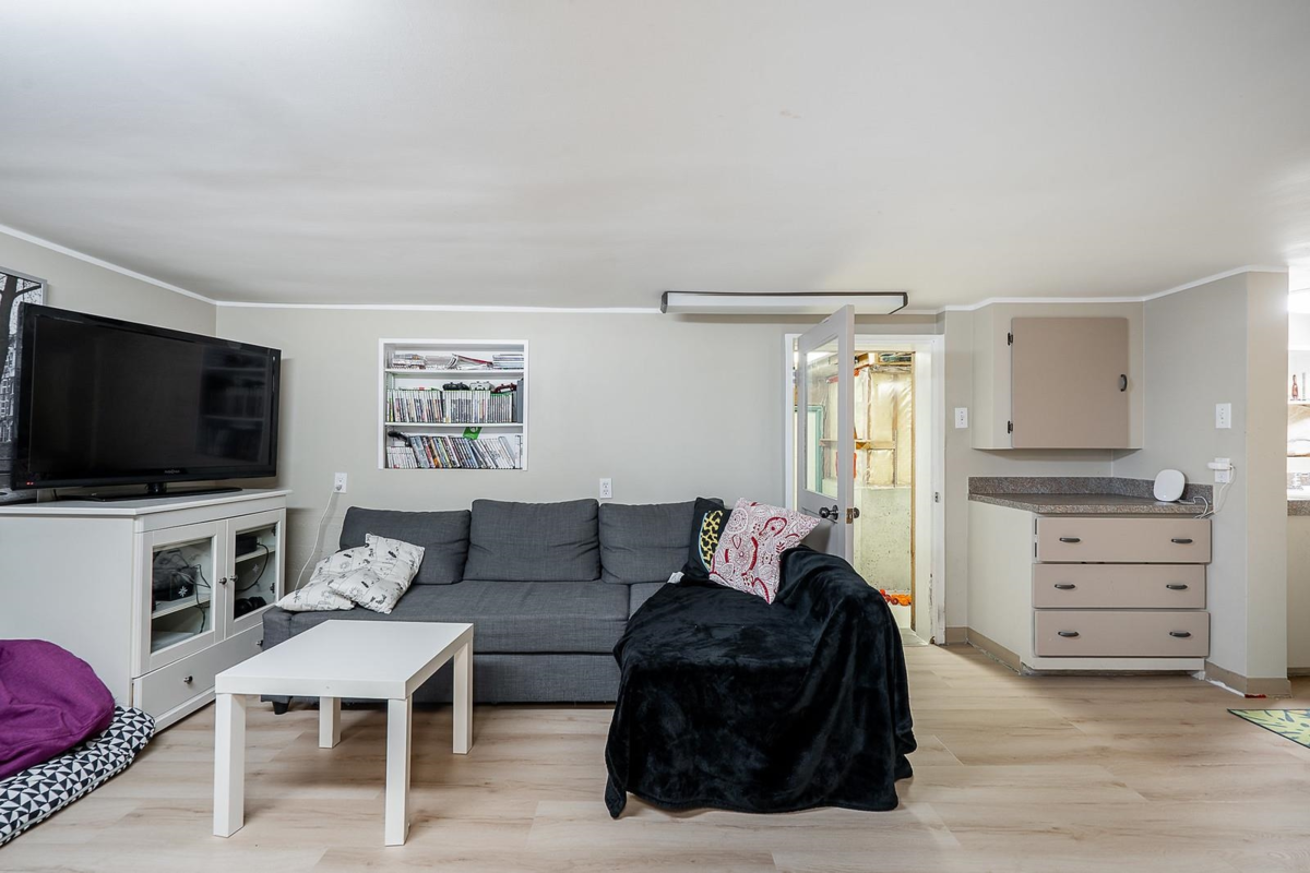 Bedroom 4 Photo of 430 Garrett Street, New Westminster, BC