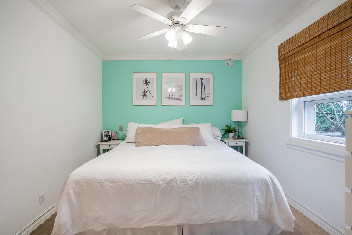 Kitchen Photo of 430 Garrett Street, New Westminster, BC