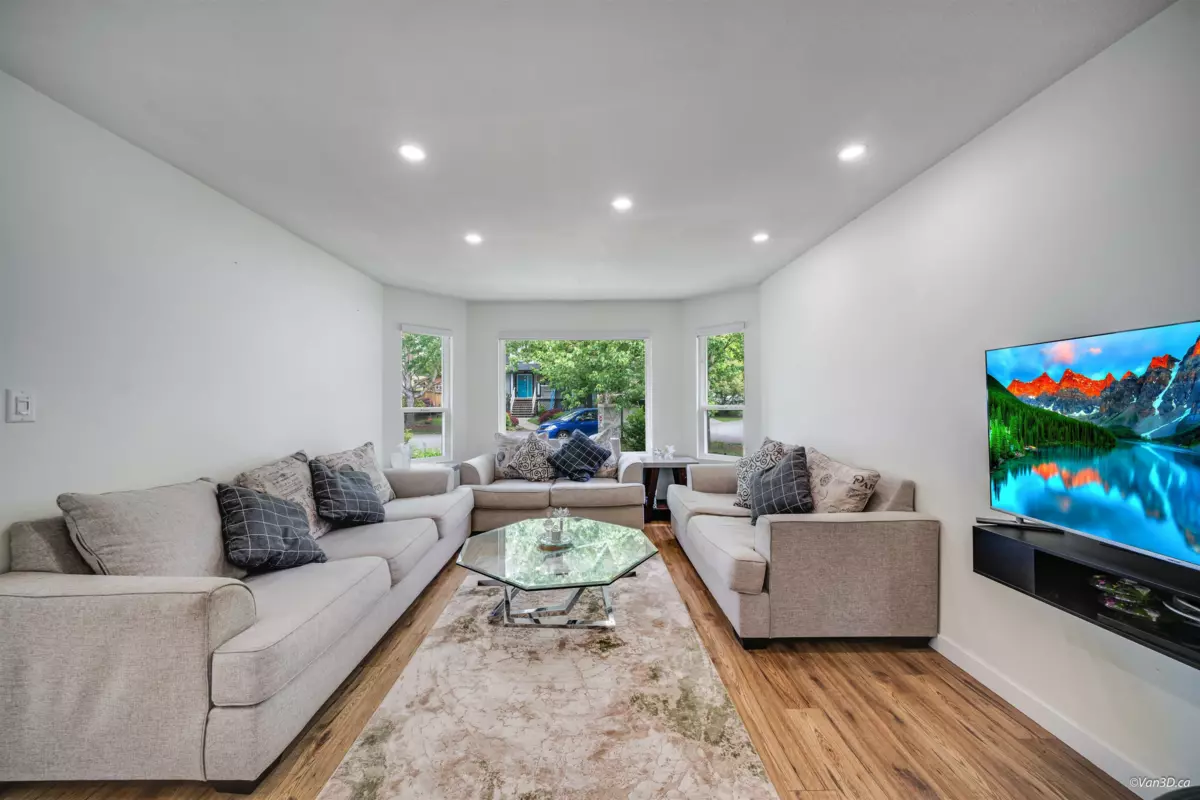 Family Room Photo of 23796 110b Avenue, Maple Ridge, BC