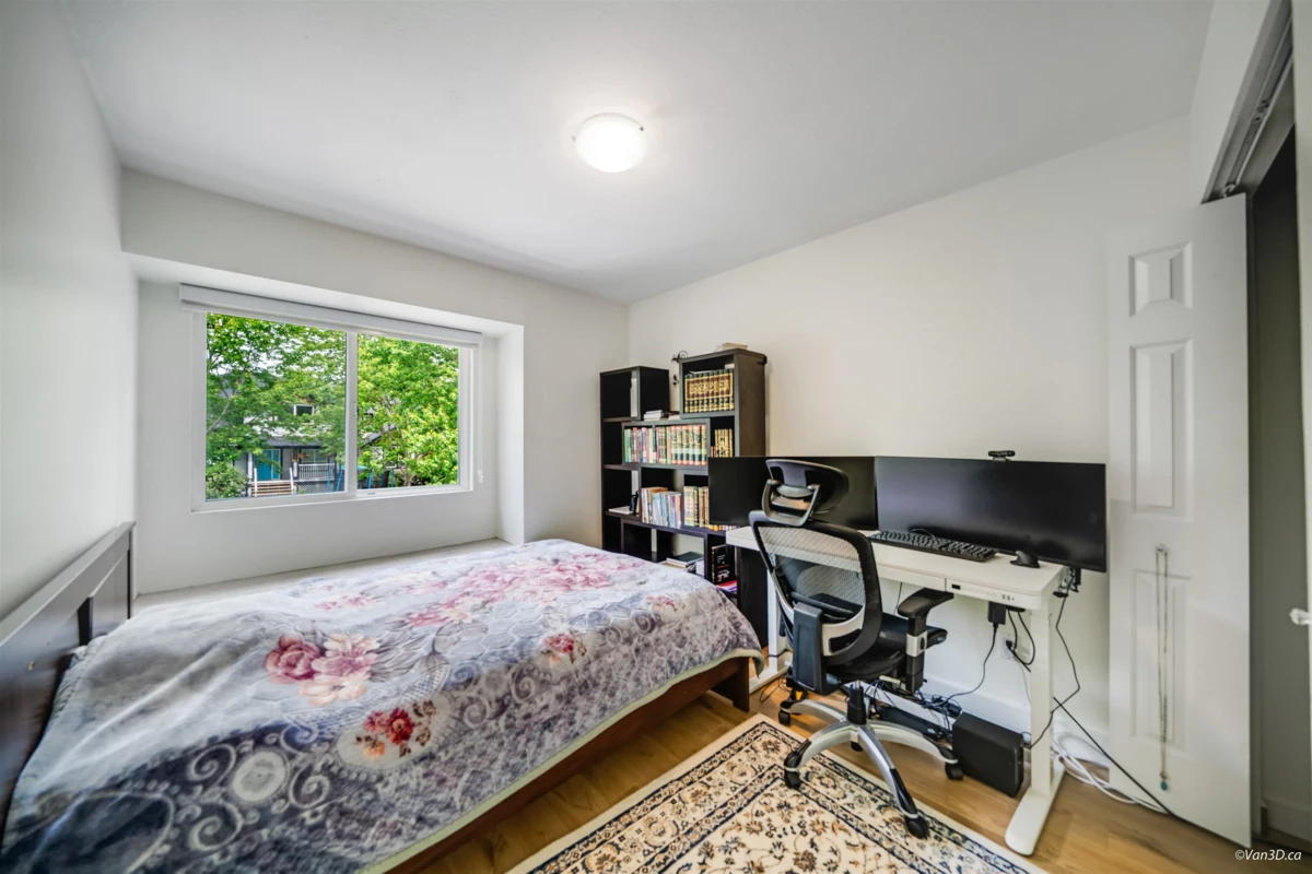 Laundry Room Photo of 23796 110b Avenue, Maple Ridge, BC
