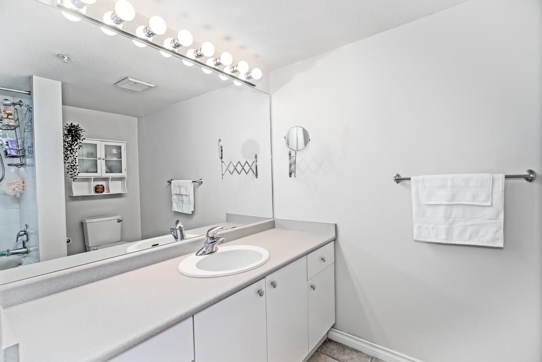 Basement Recreation Room Photo of 308 2551 Parkview Lane, Port Coquitlam, BC