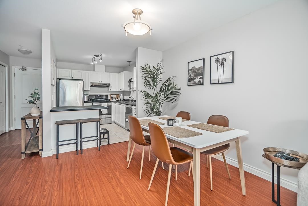 Bedroom 4 Photo of 308 2551 Parkview Lane, Port Coquitlam, BC