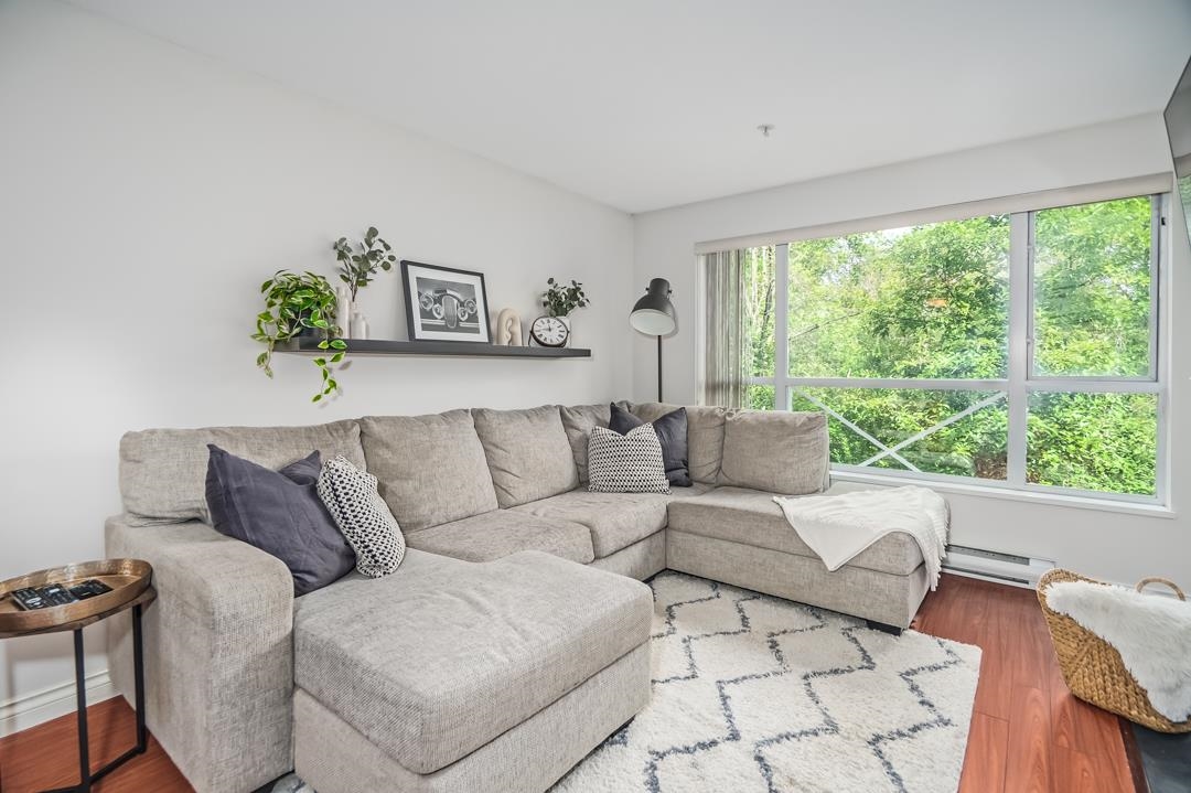 Breakfast Nook Photo of 308 2551 Parkview Lane, Port Coquitlam, BC