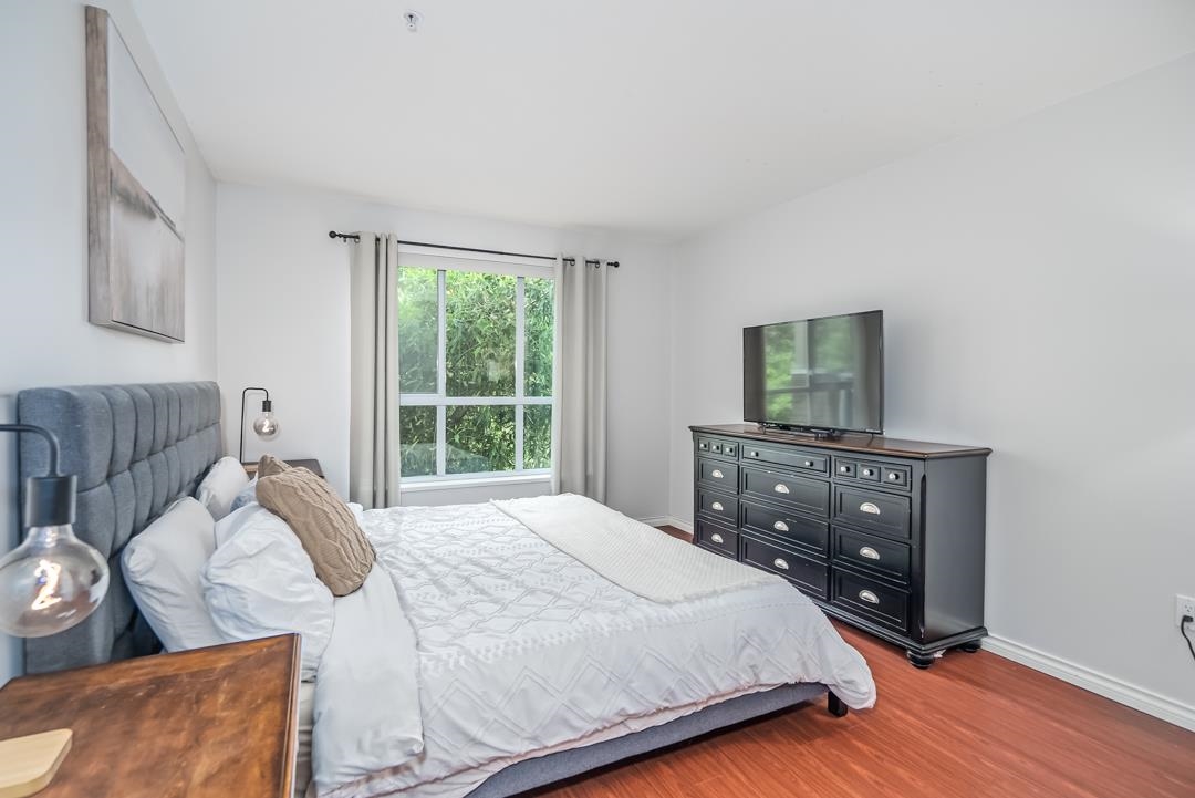 Guest Bathroom Photo of 308 2551 Parkview Lane, Port Coquitlam, BC