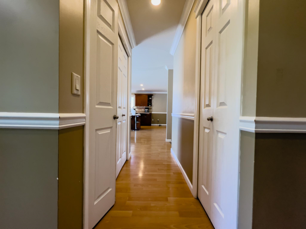 Mudroom Photo of 3162 Station Road, Abbotsford, BC