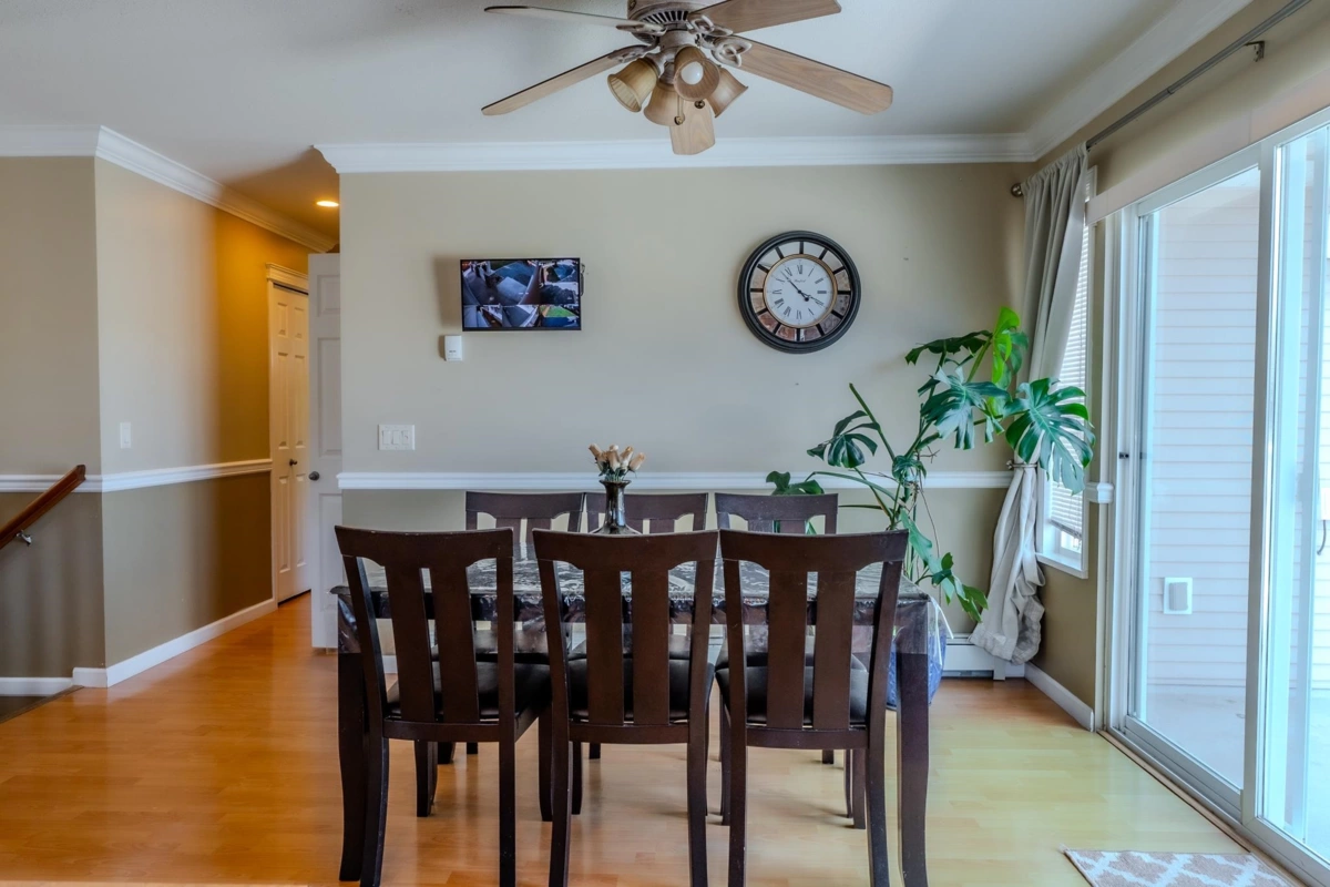 Primary Bathroom Photo of 3162 Station Road, Abbotsford, BC