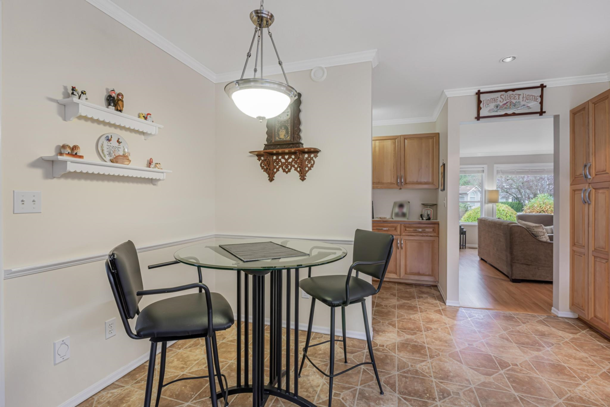 Bedroom 2 Photo of 318 Miami River Drive, Harrison Hot Springs, BC