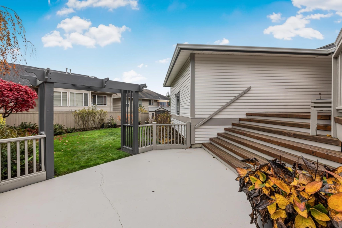 Front Yard Photo of 318 Miami River Drive, Harrison Hot Springs, BC