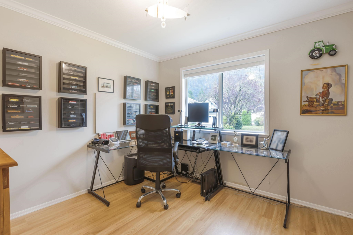 Outdoor Deck Photo of 318 Miami River Drive, Harrison Hot Springs, BC