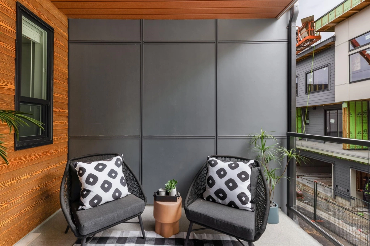 Laundry Room Photo of 123 30530 Cardinal Avenue, Abbotsford, BC