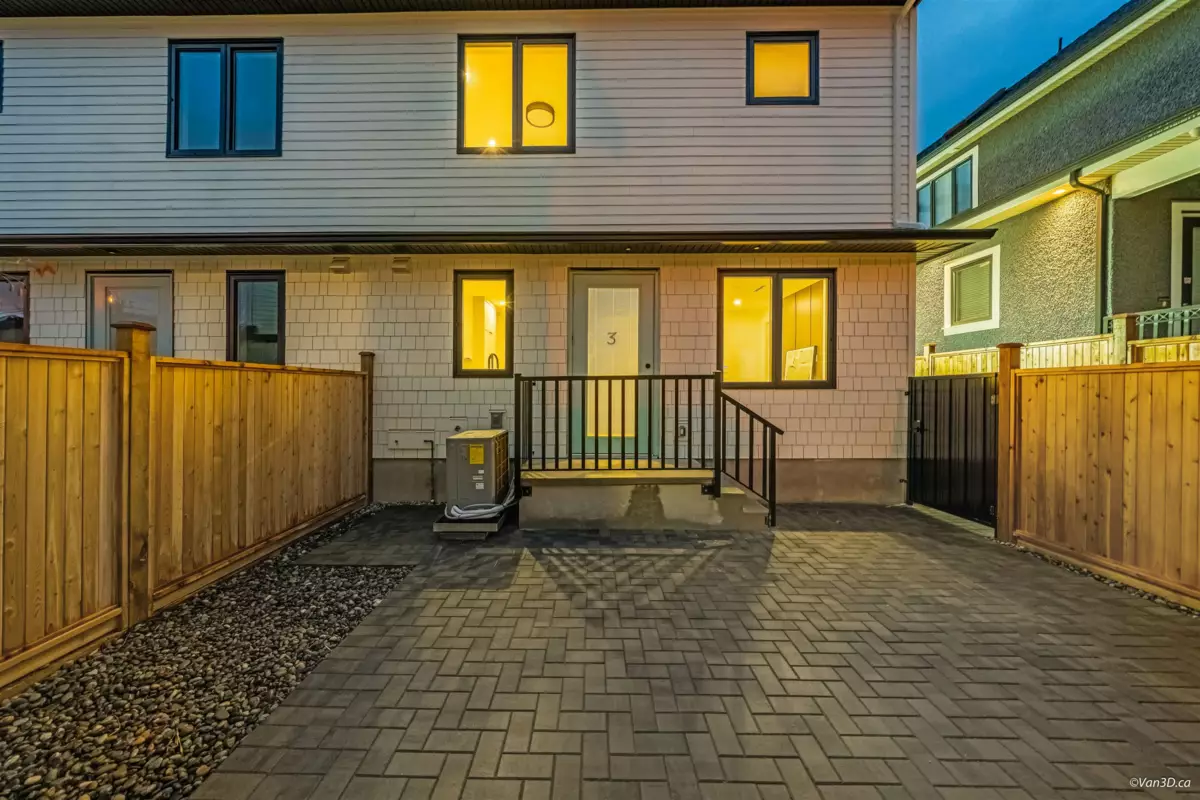 Bedroom 3 Photo of 3 6730 Heather Street, Vancouver, BC