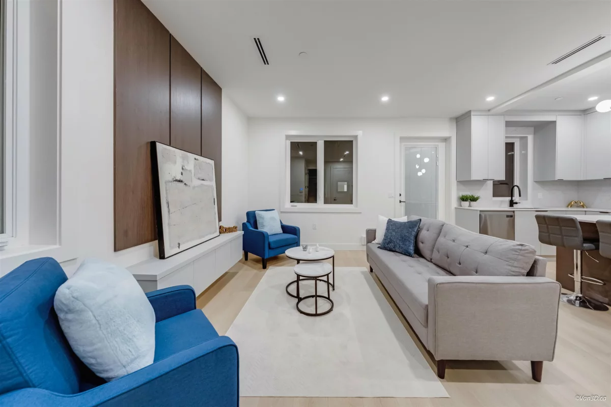 Living Room Photo of 3 6730 Heather Street, Vancouver, BC