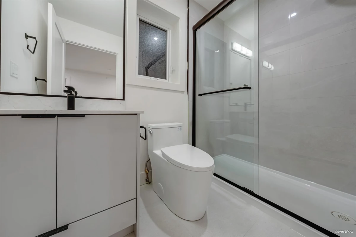 Outdoor Deck Photo of 3 6730 Heather Street, Vancouver, BC