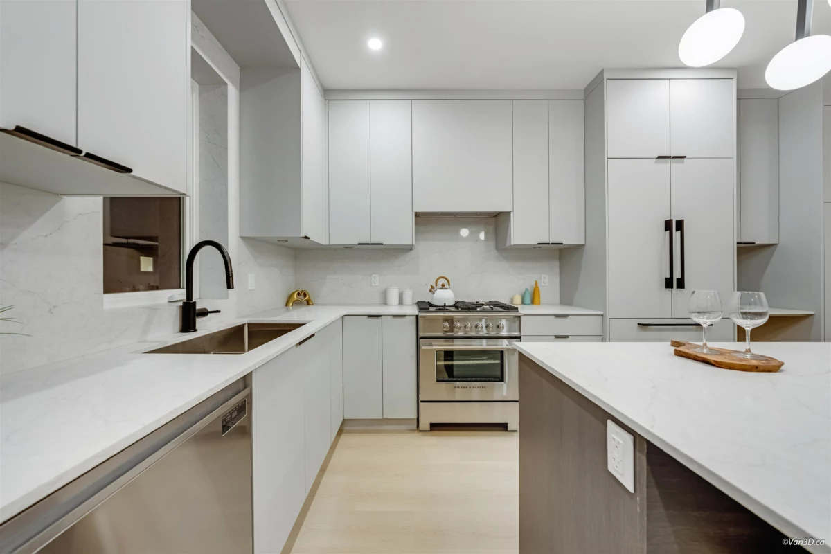 Pantry Photo of 3 6730 Heather Street, Vancouver, BC