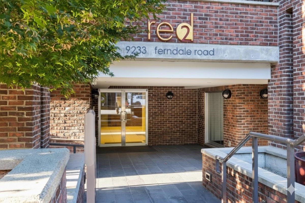 Bedroom 4 Photo of 310 9233 Ferndale Road, Richmond, BC