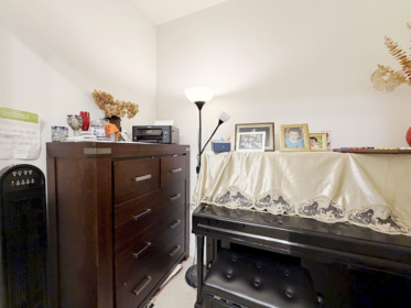Kitchen Photo of 310 9233 Ferndale Road, Richmond, BC