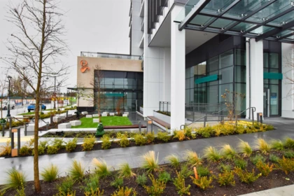 Garden / Landscaping Photo of 1910 13675 107a Avenue, Surrey, BC