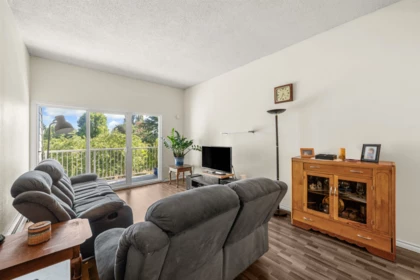 312 3451 Springfield Drive, Richmond, BC, Richmond — Apartment/Condo for sale
