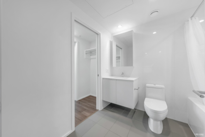 Primary Bathroom Photo of 1008 3809 Evergreen Place, Burnaby, BC