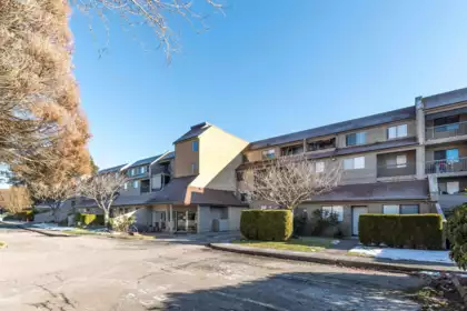 311 8120 Colonial Drive, Richmond, BC