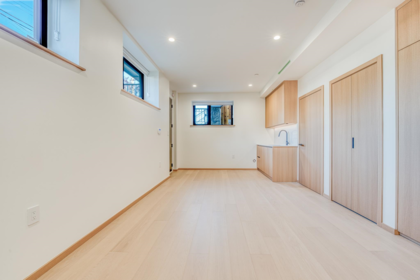 Staircase Photo of 2 968 E 55th Avenue, Vancouver, BC