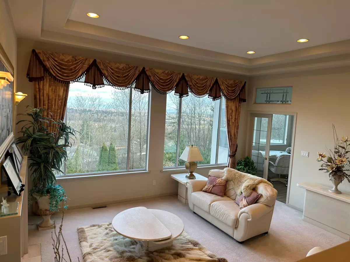 Kitchen Photo of 2777 Nadina Drive, Coquitlam, BC